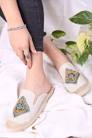 کفش صندل زنانه تابستانی خشتی نارنجی بزرگ
