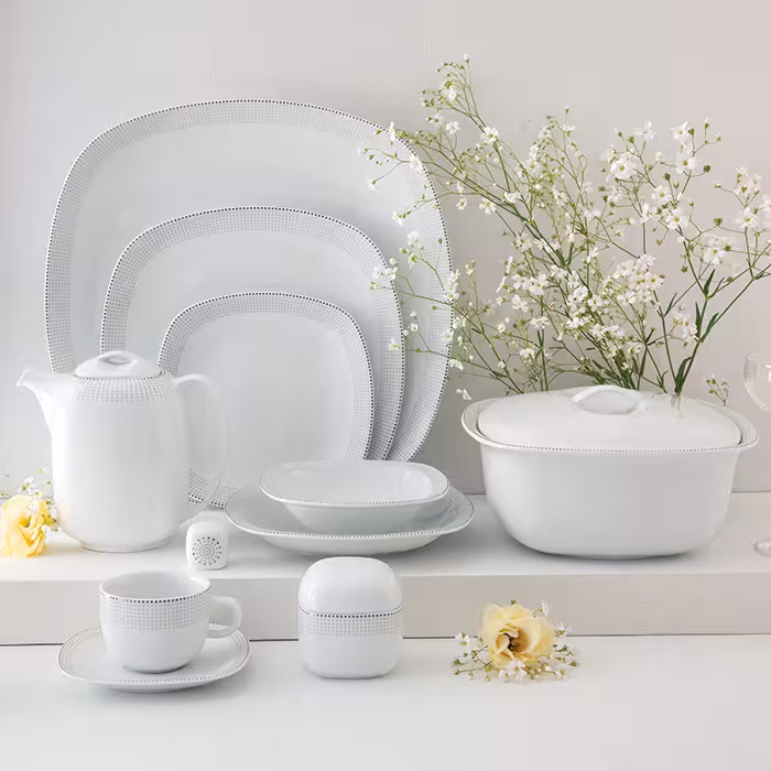 سرویس 98 پارچه 12 نفره طرح لورن پلاتینی