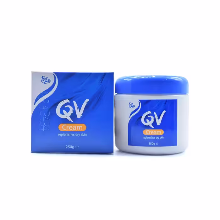 کرم کیووی مرطوب کننده کاسه ای QV