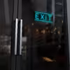 چراغ دیواری نئون دیزاین طرح Exit-BL_TBL