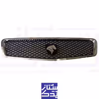 جلو پنجره سپاهان با آرم خودرو رانا