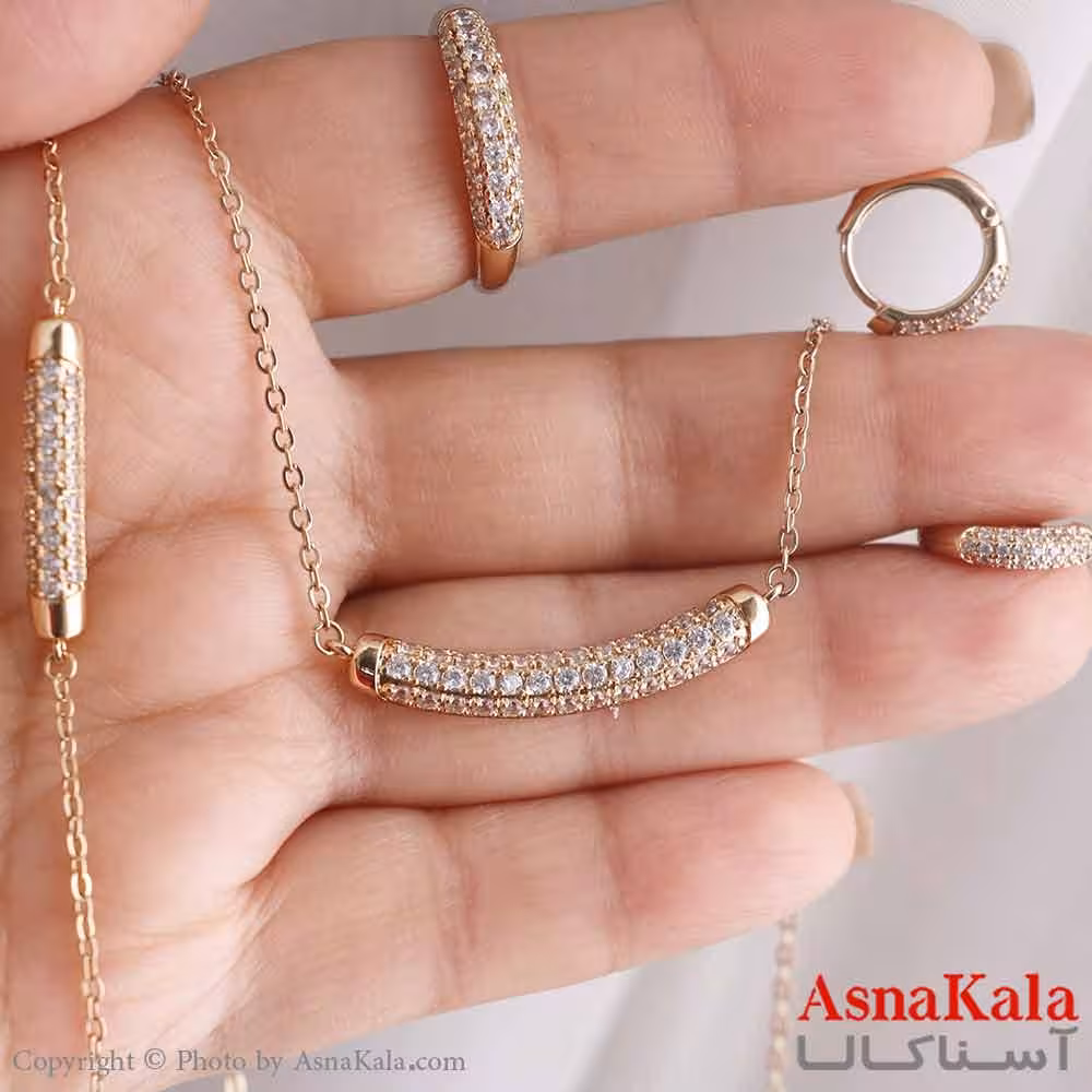 نیم ست زنانه ژوپینگ مدل فول نگین شامل گوشواره و گردنبند و دستبند و انگشتر  کد NIM14638W