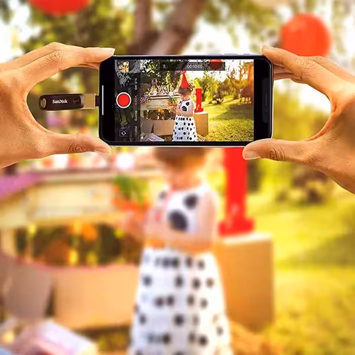 فلش مموری سن دیسک مدل iXpand Go ظرفیت 256 گیگابایت