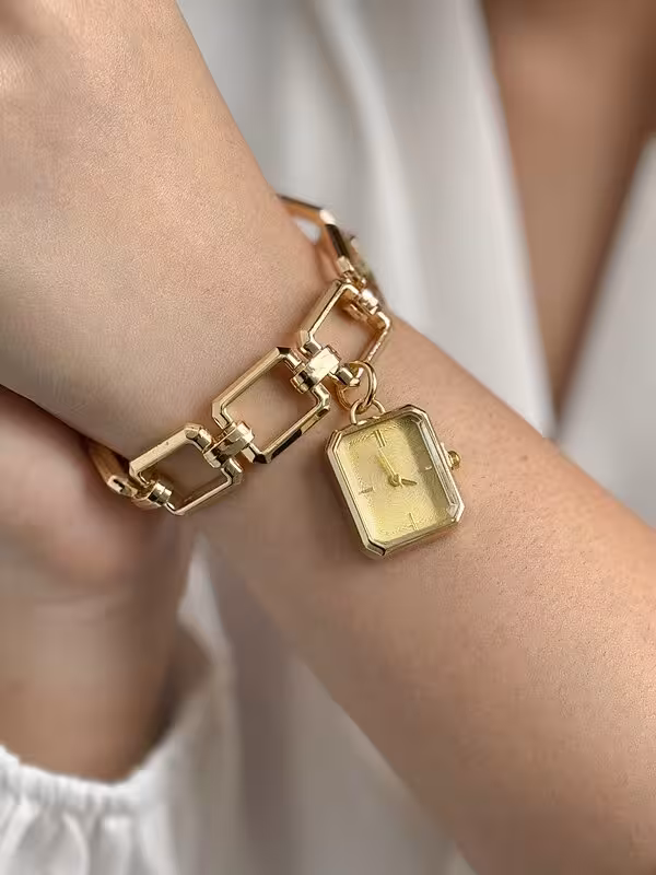 ساعت زنانه مدل دستبندی رنگبندی طلایی و نقره ای