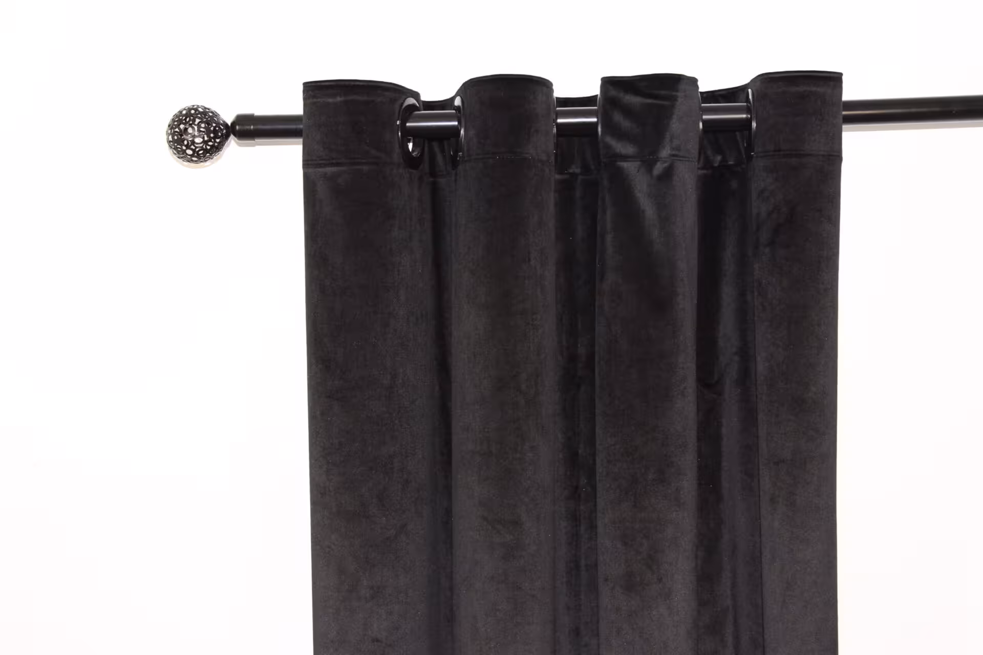 پرده آماده  مخمل کالیفرنیا مشکی دوخت پانچ 1.50 در 2.80