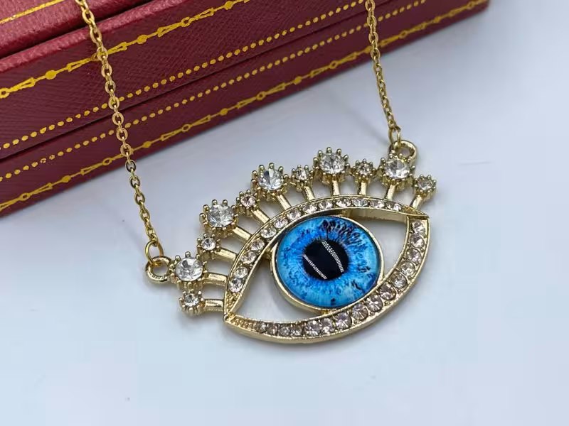 گردنبند چشم کامل نگین کاری