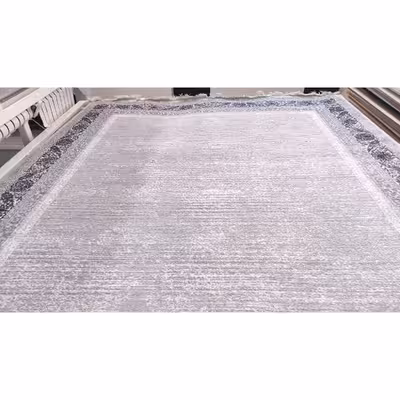 فرش ماشینی زمرد مشهد مدل NO010 زمینه سیلور