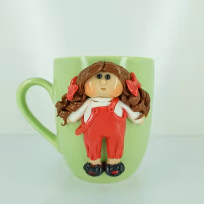 ماگ مدل عروسکی طرح دخترکوچولو