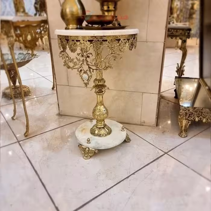 میز تلفن برنزی پایه سنگی تاجدار با رنگ ثابت