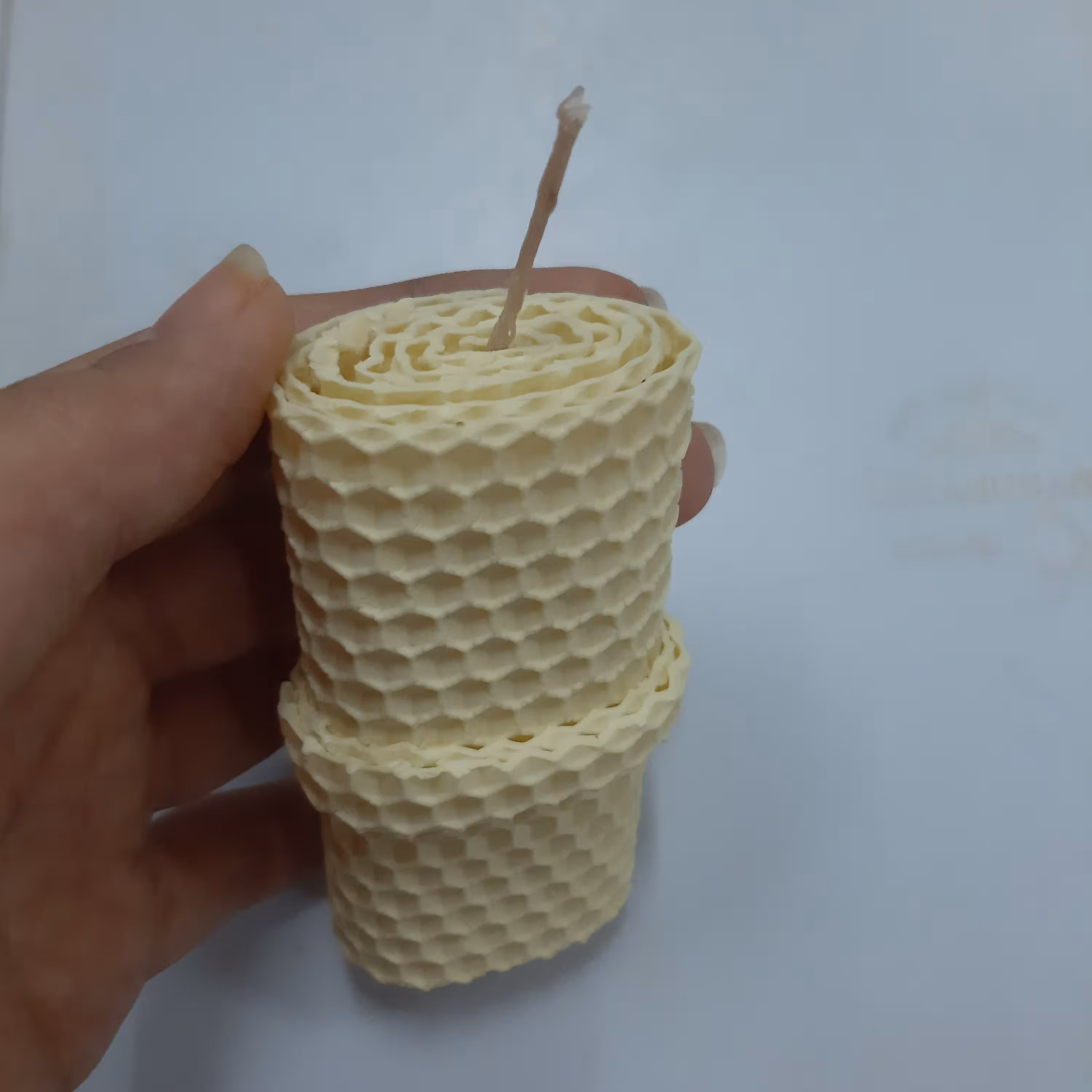 شمع بیزوکس بیضی