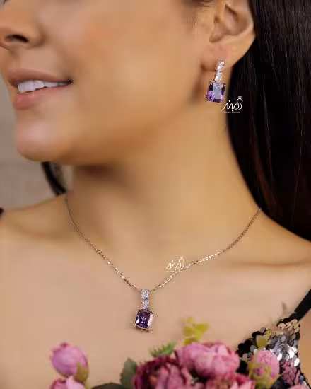 💍نیم ست جواهری لاکچری(گردنبند ، گوشواره ) با نگین بنفش خاص و زیبا ، نقره عیار 925(N_4257)