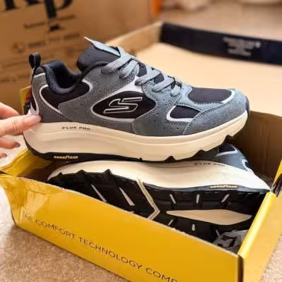 2337 کفش کتانی ورزشی اسکیچرز Skechers