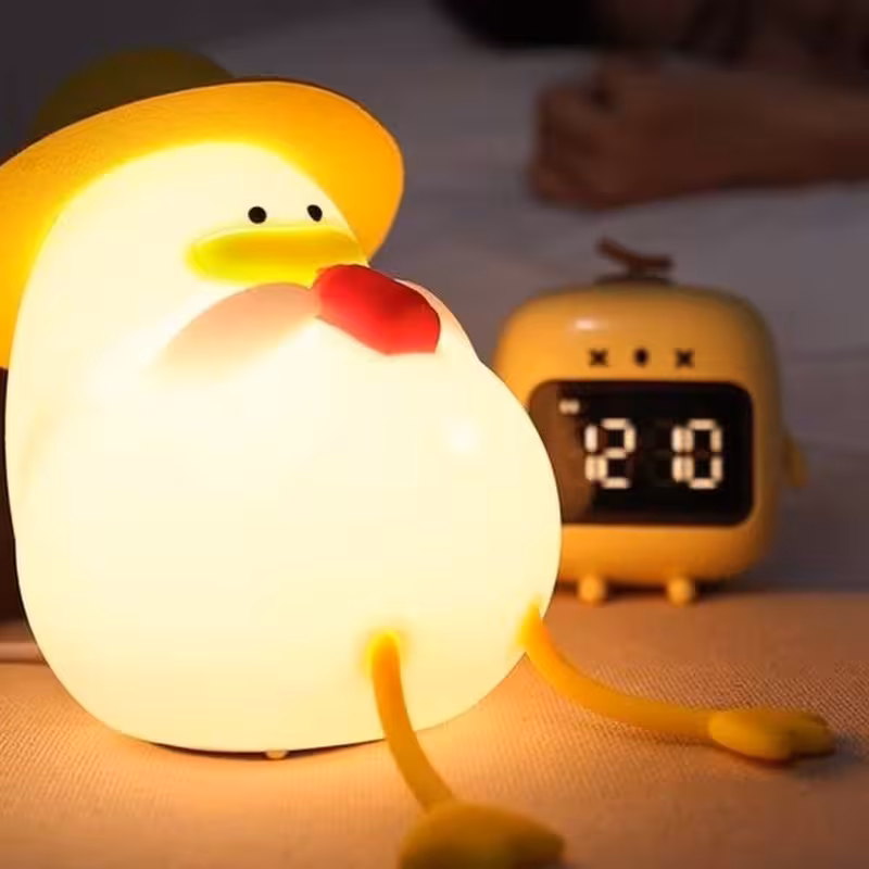 چراغ خواب اتاق کودک طرح اردک کلاه دار