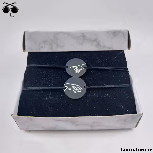 دستبند ست دست آفرینش عاشقانه مشکی