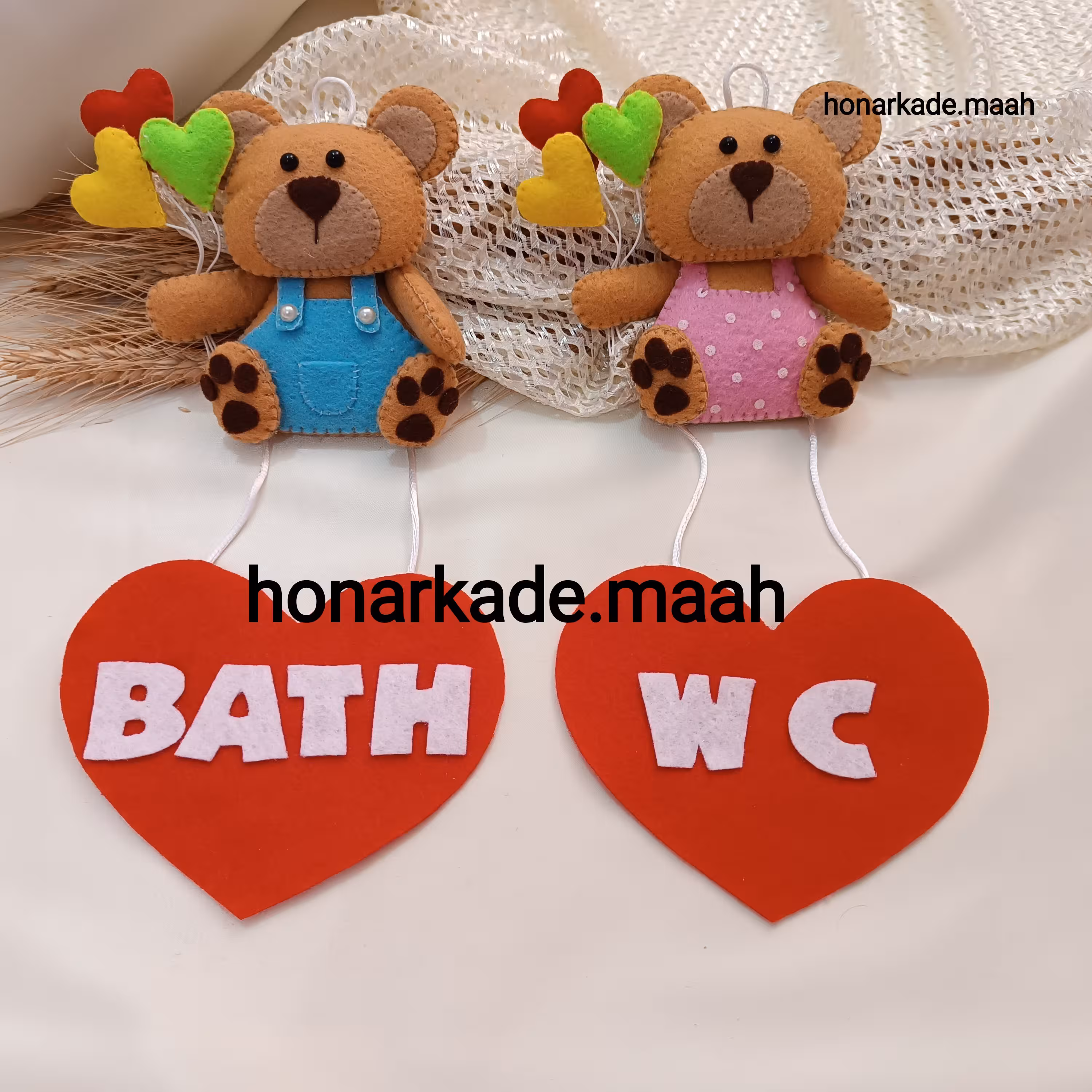 نشانگر طرح خرس بادکنک ب دست 