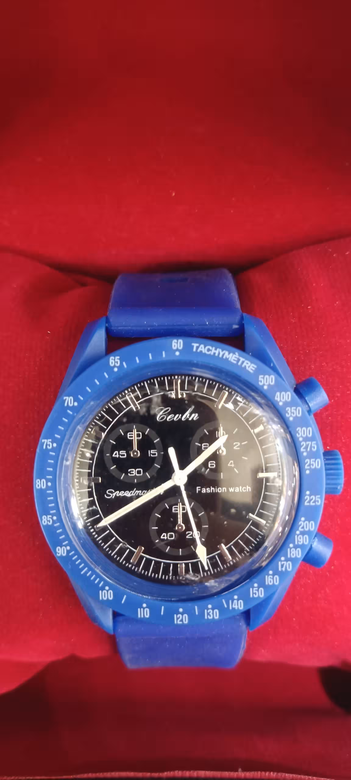 ساعت مچی بند سیلیکونی طرح امگا