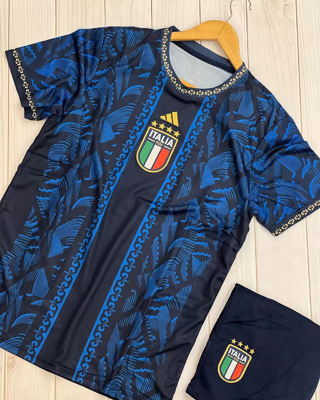 کیت کانسپت رویایی ایتالیا هواداری با شورت 2025