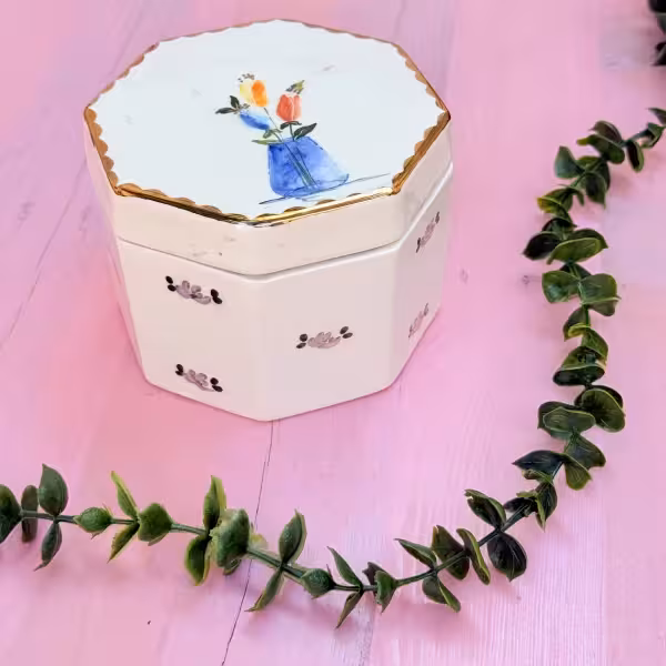 ظرف درب دار گل طرح پنج