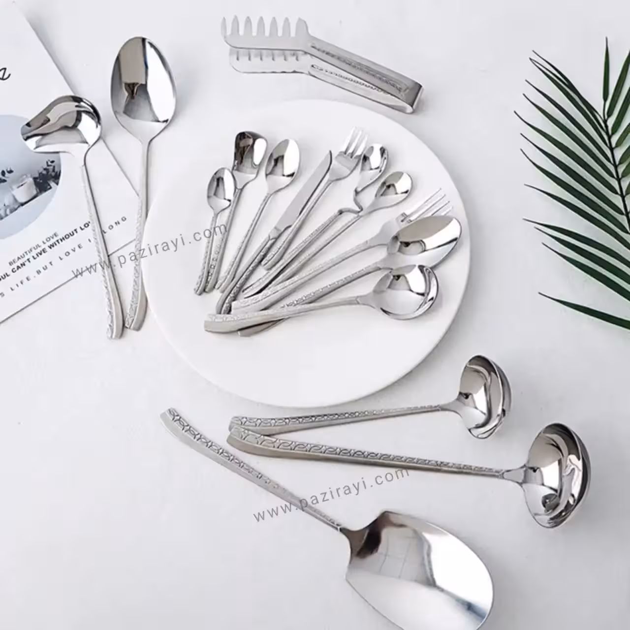 سرویس قاشق چنگال 144 پارچه یونیک مدل پرچمی