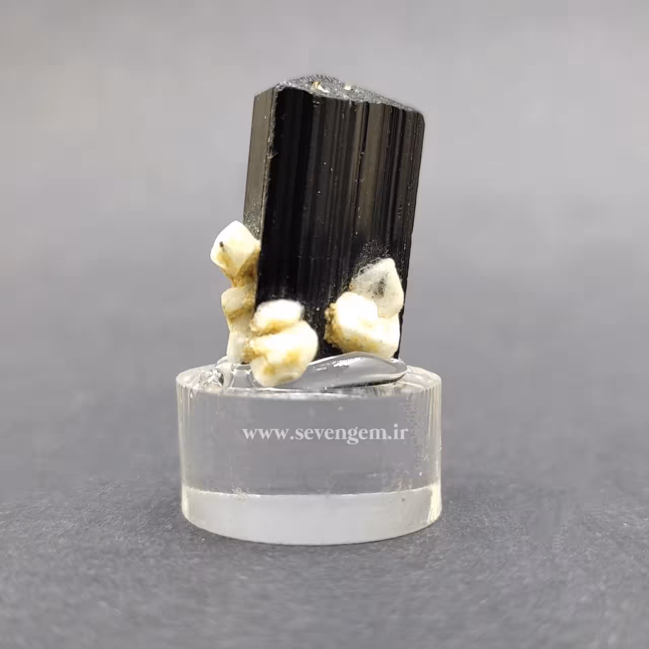 راف کلکسیونی سنگ تورمالین سیاه (کدA182)