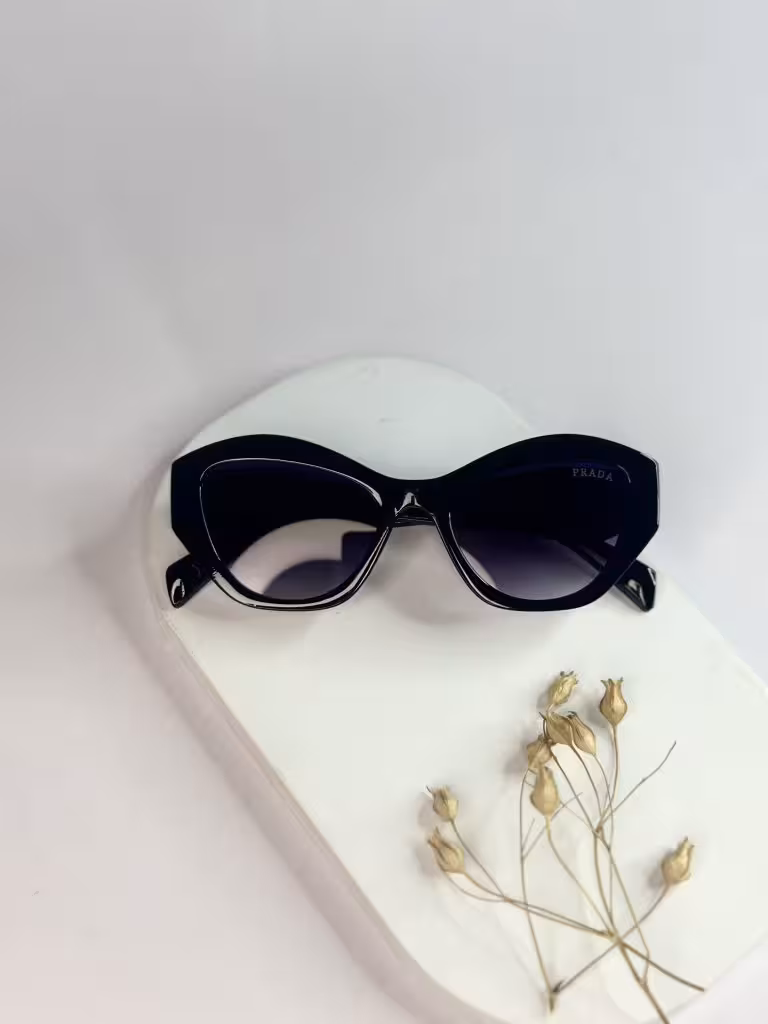 عینک افتابی برند PRADA زنانه دخترانه مشكي ترند یووی 400