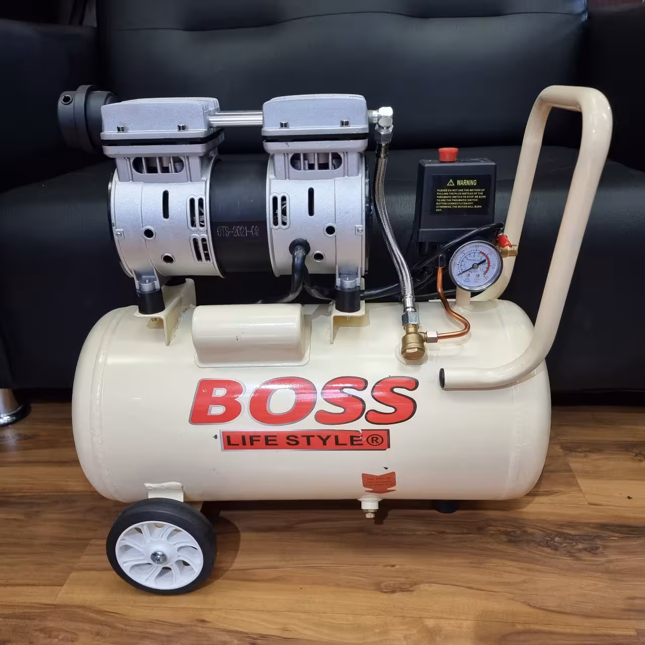 پمپ باد سایلنت 30 لیتری باس مدل BS-AC30