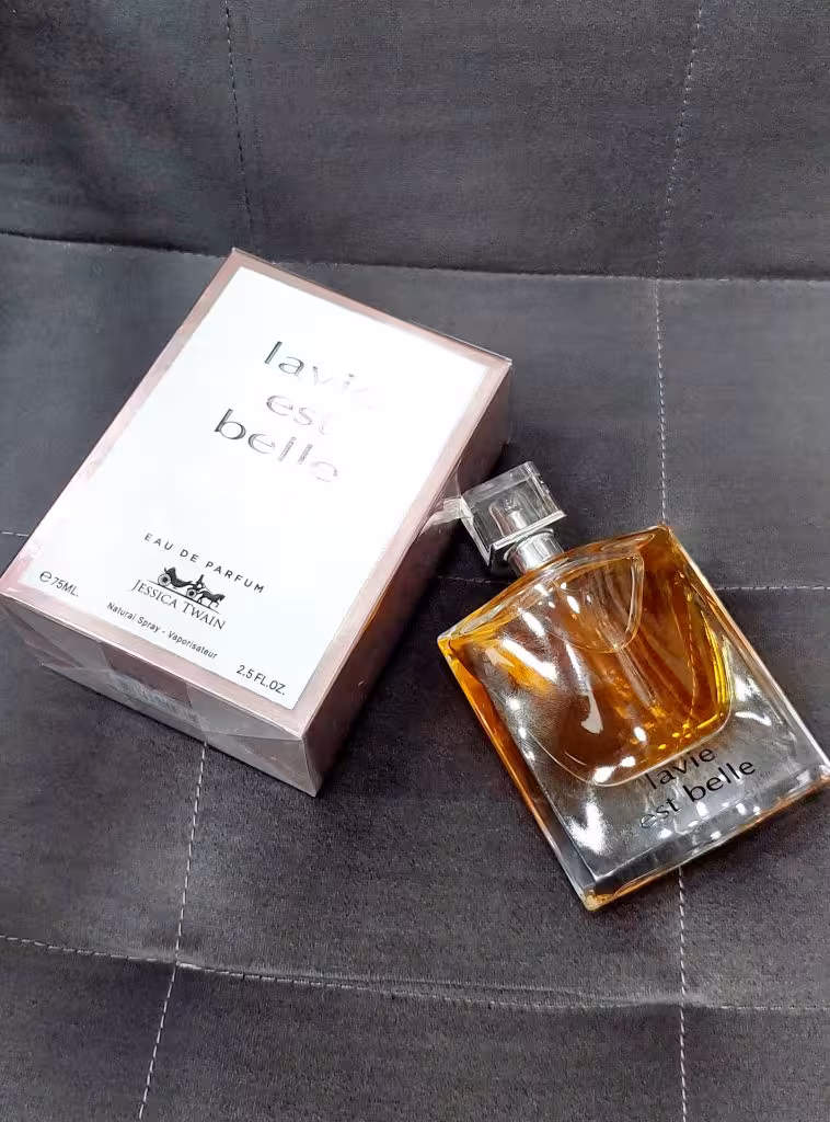 ادکلن زنانه لانکوم لاویه است بله جسیکا فرانسه حجم 100 میل | Jessica Twain Lancome La Vie Est Belle