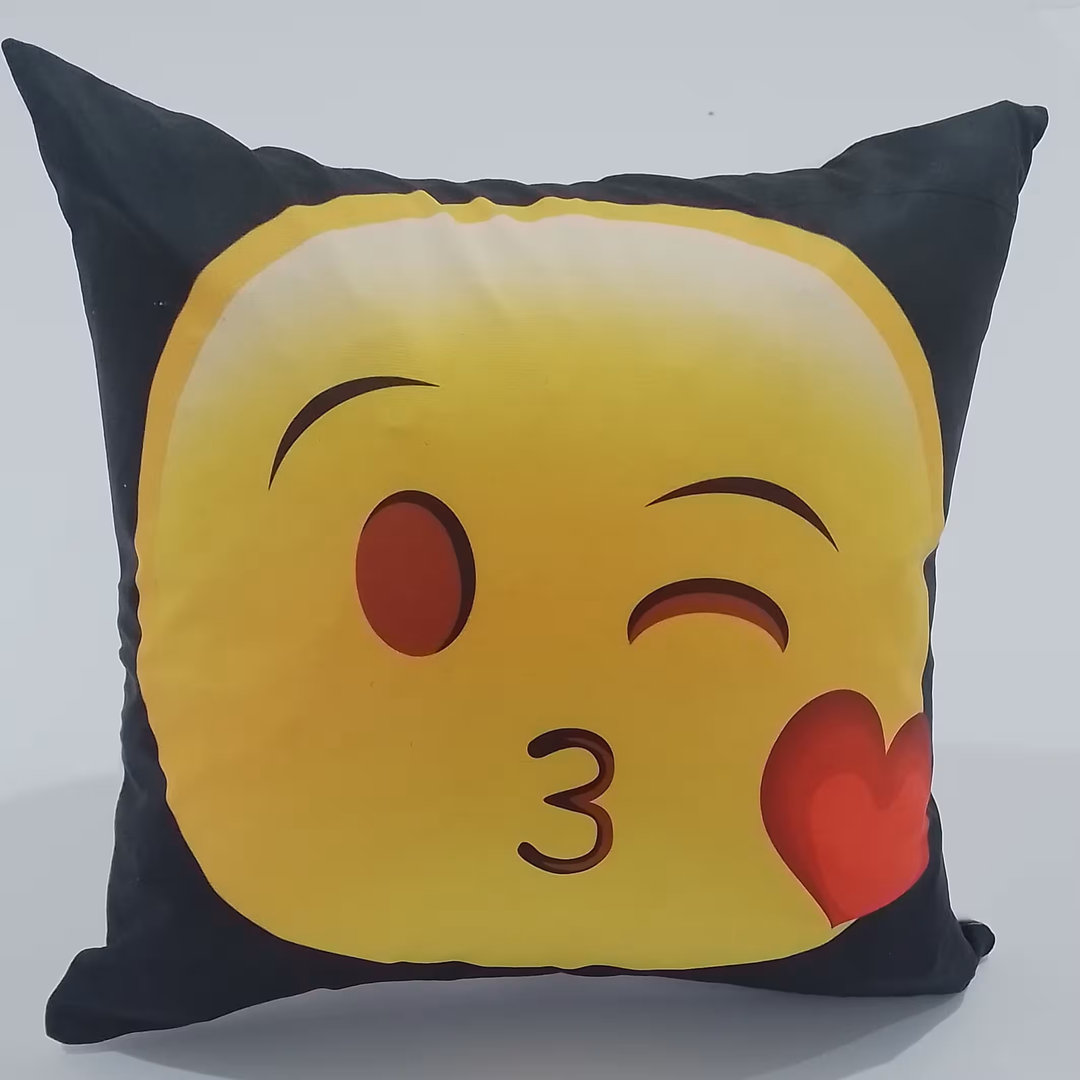 کوسن طرح جذاب