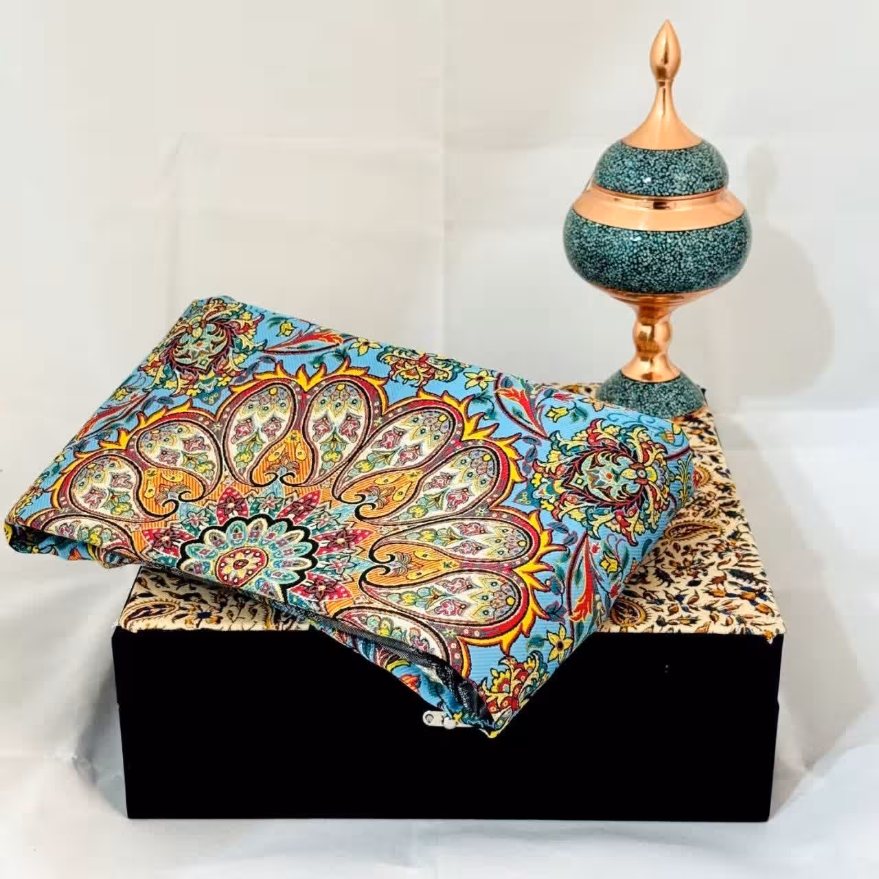 ست هدیه فیروزه کوبی شکلات خوری و رومیزی ترمه