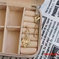 گوشواره جواهری مدل آویز نگیندار رنگ طلایی کد GSH152085W