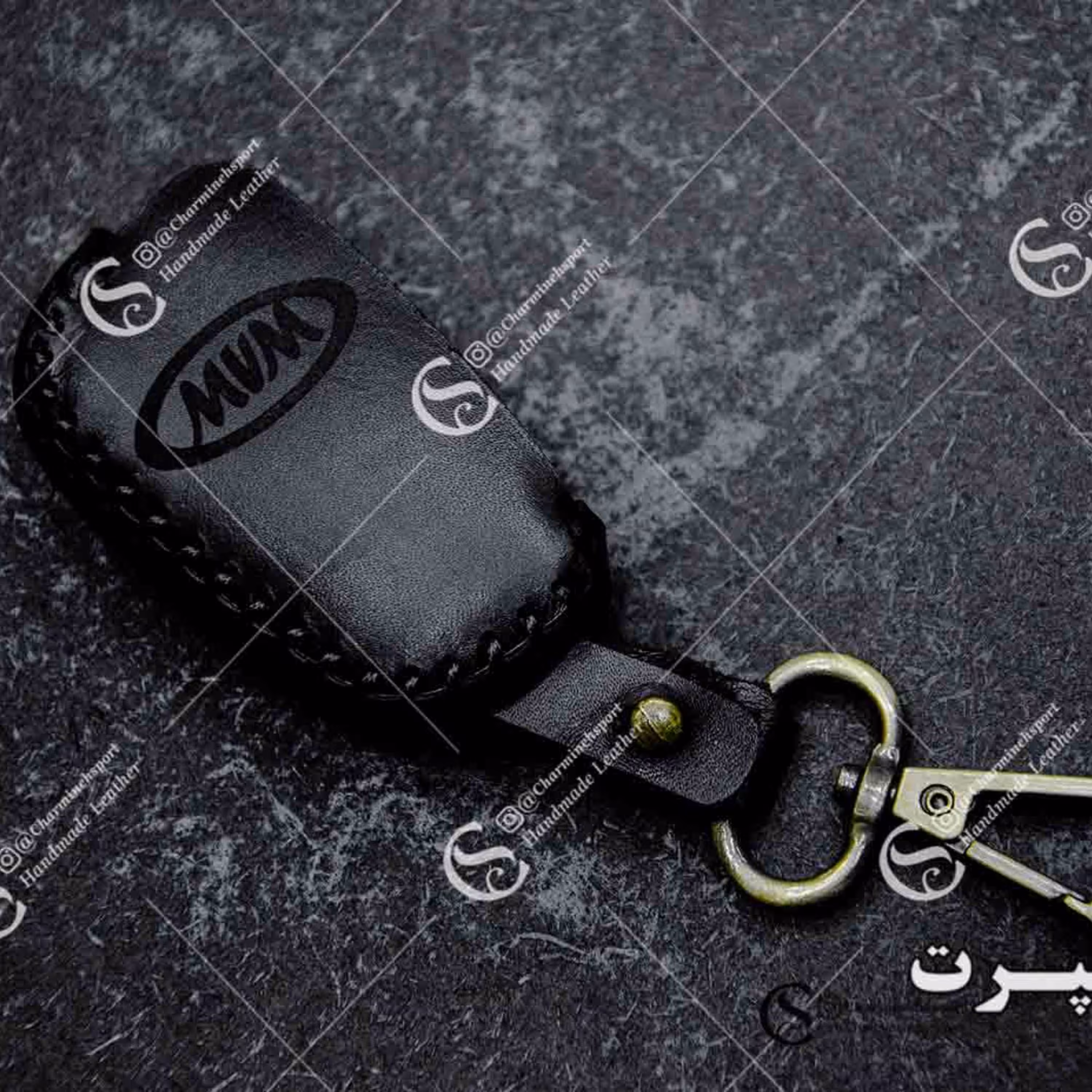 جاسوییچی چرم طبیعی گاوی مشکی مناسب ام وی ام تاشو 1