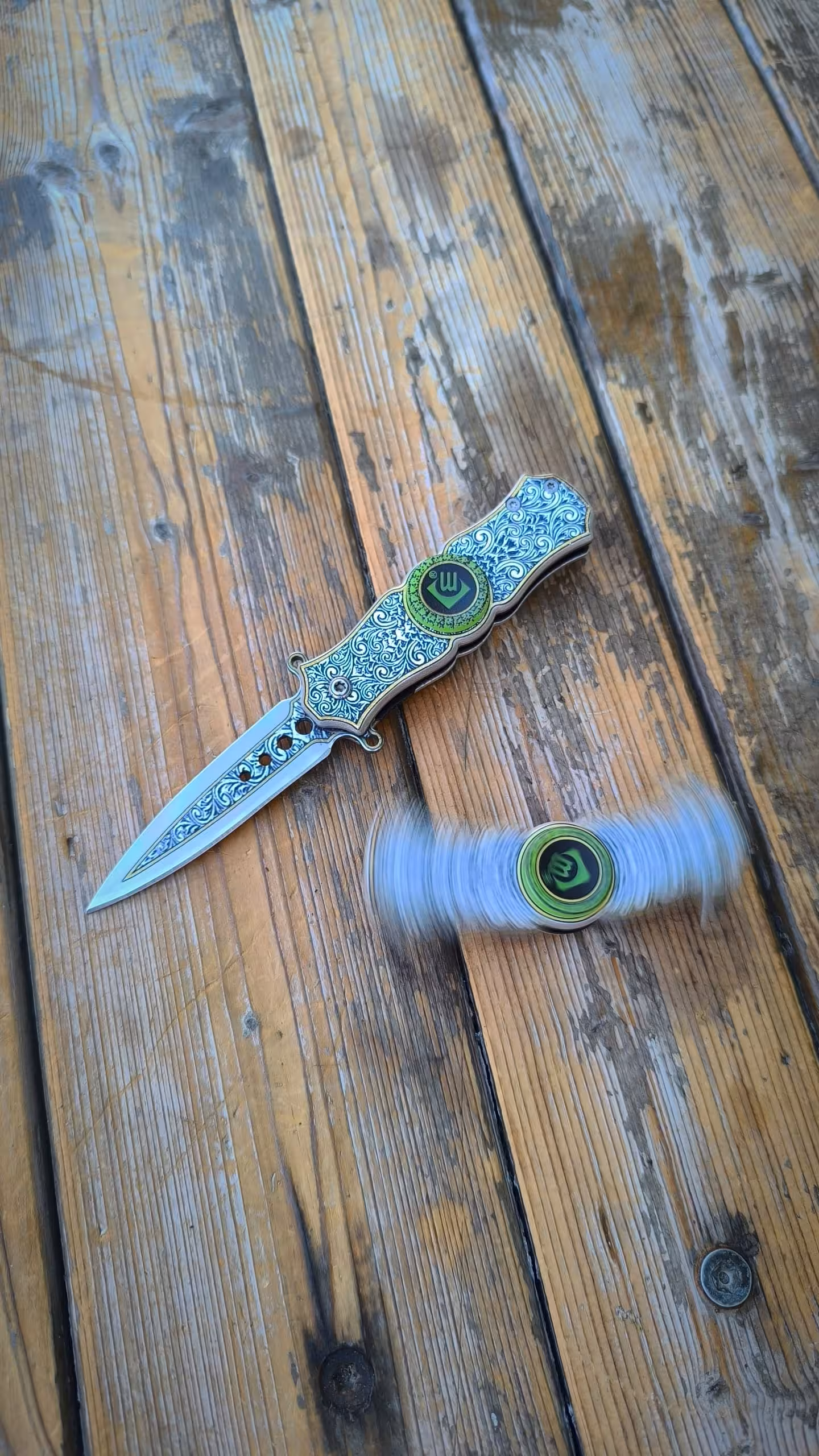 چاقو اسپینری سفید