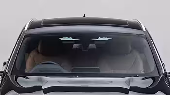 شیشه جلو بی ام و x4