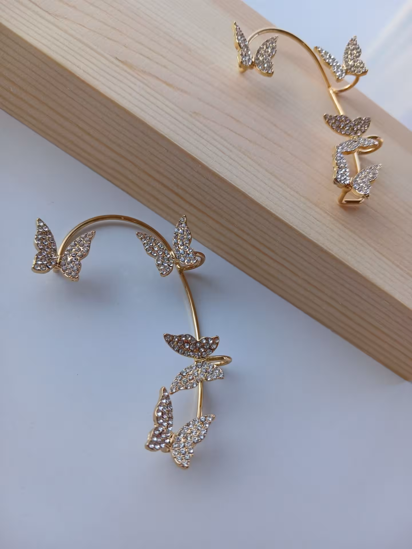 گوشواره مدل ایرکاف طرح پروانه 2171