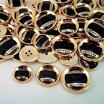 دکمه طرح دار سایز 3