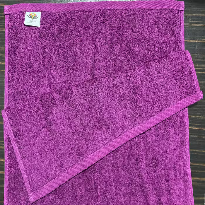 حوله دستی شایسته مدل تبسم سایز 30x58 سانتی متر