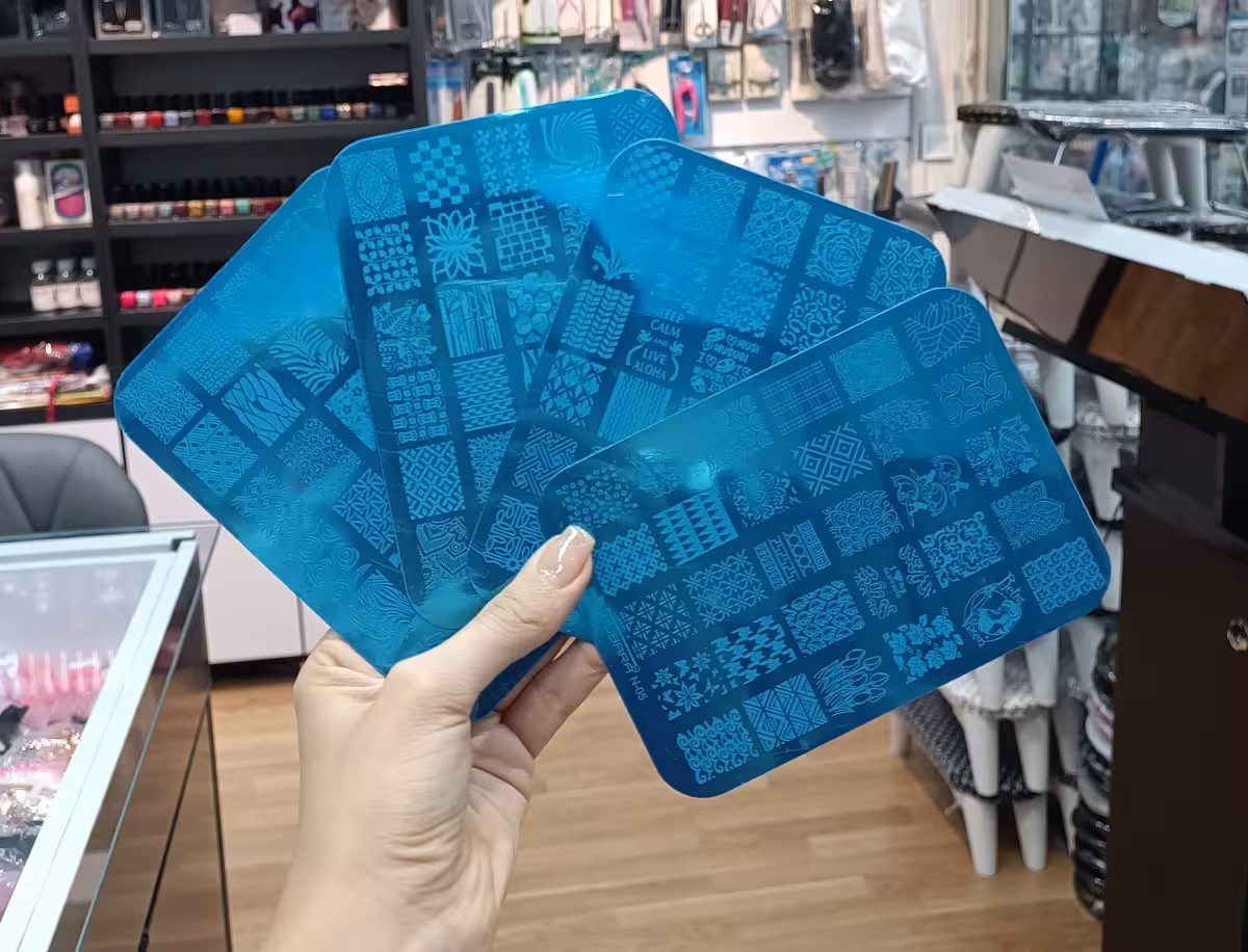 شابلون ناخن فلزی بزرگ حرفه ای دونه ای