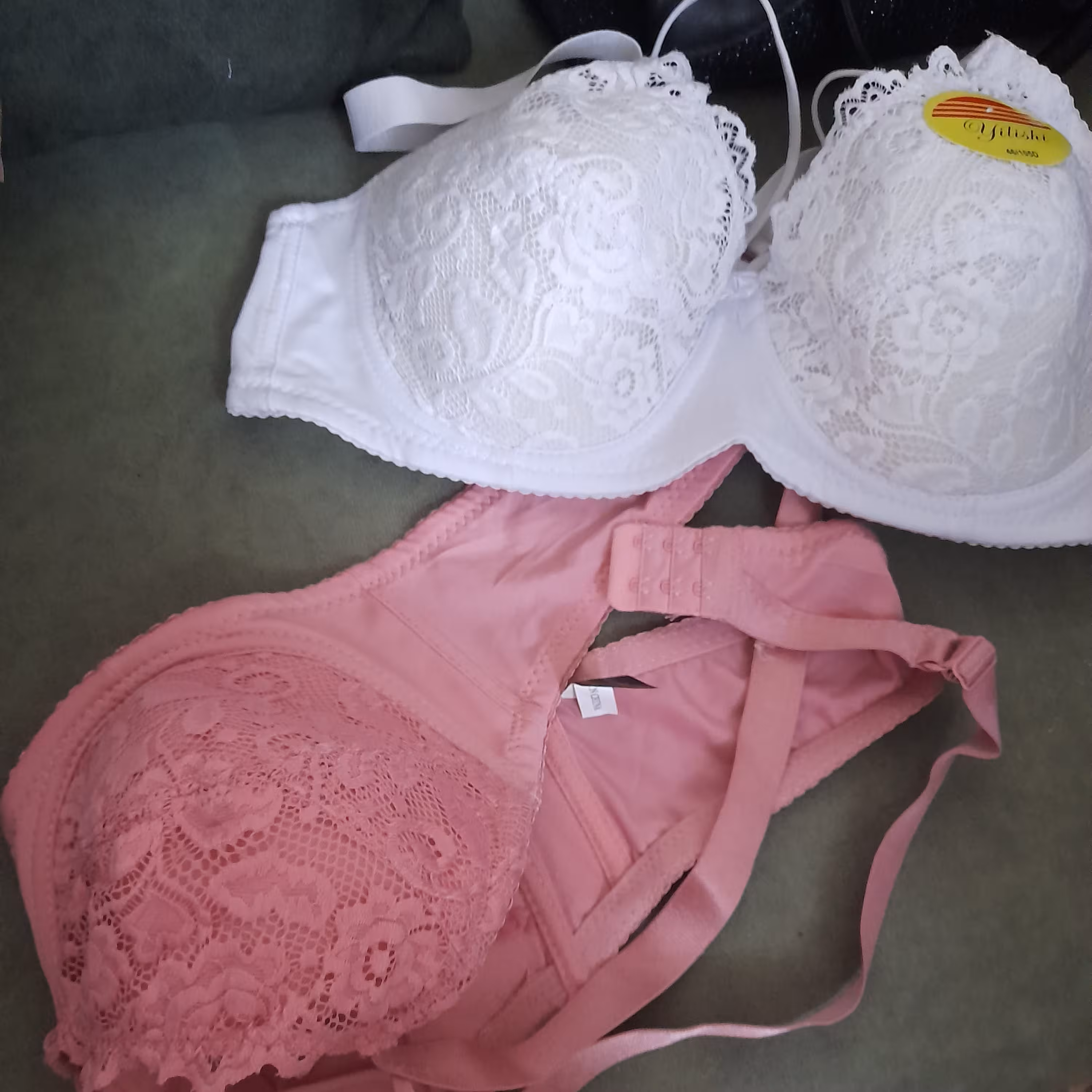 سوتین سایزبزرگ فنردار