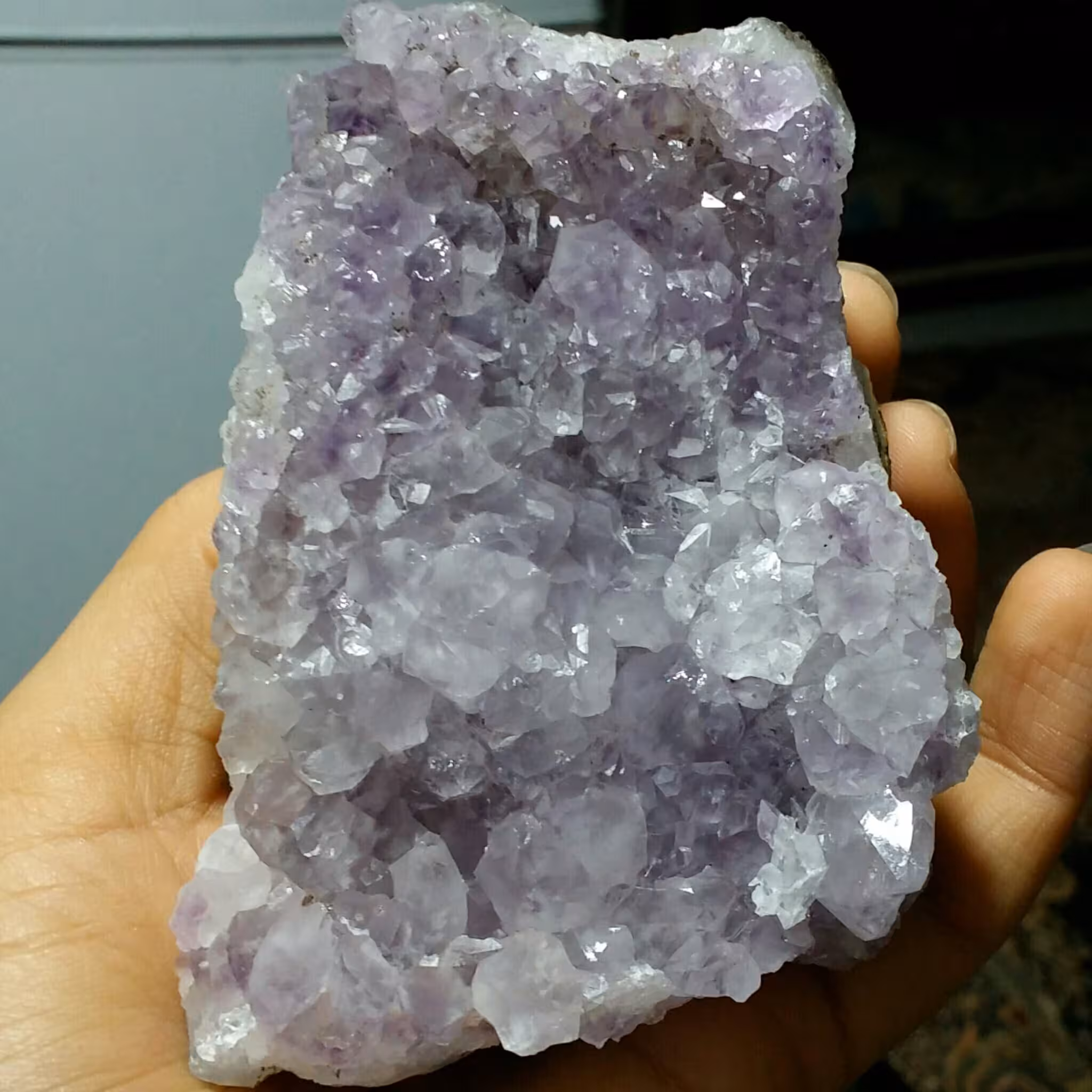 سنگ راف غولپیکر  آمیتیس بلور درشت پر رنگ بسیار زیبا دیدنی کاملا طبیعی شاهکار خلقت خااااص
نمونه ای فوق کلکسیونی
کد 8379