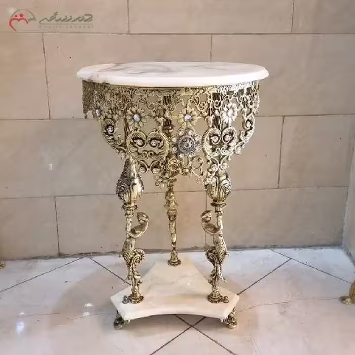 میز خاطره ی برنزی مدل گل رز رنگ ثابت، طراحی و تولید شده با متریال درجه یک