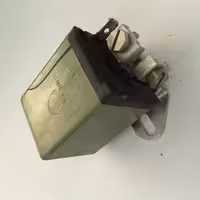 رله Lucas 33RA SRB631 12V Relay (لوکاس)