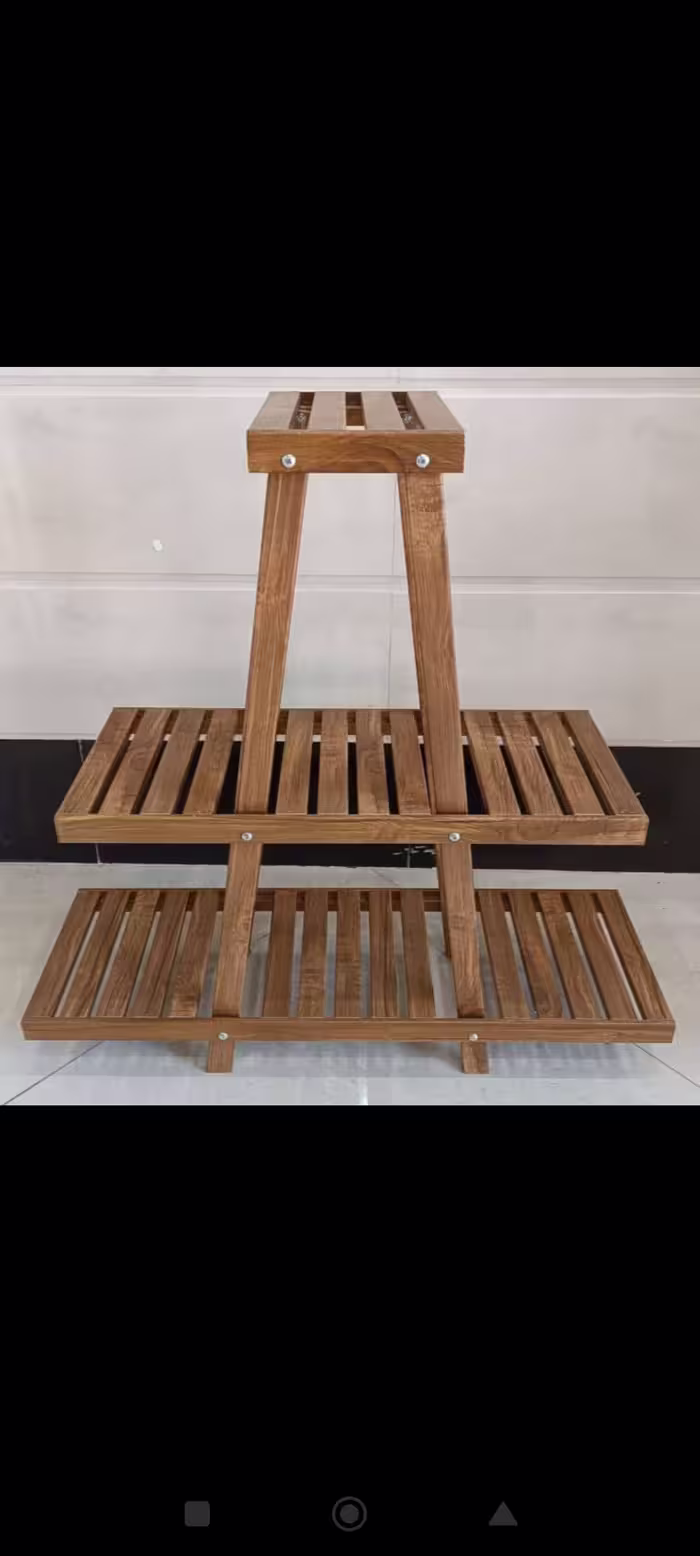 استند گل هرمی