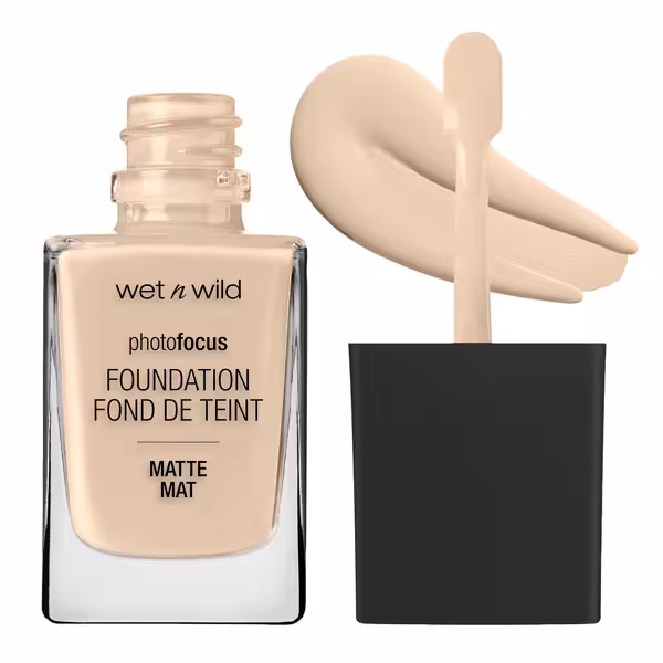 کرم پودر وت اند وایلد مدل Photo Focus Matte رنگ Nude Ivory شماره 363C حجم 30 میل