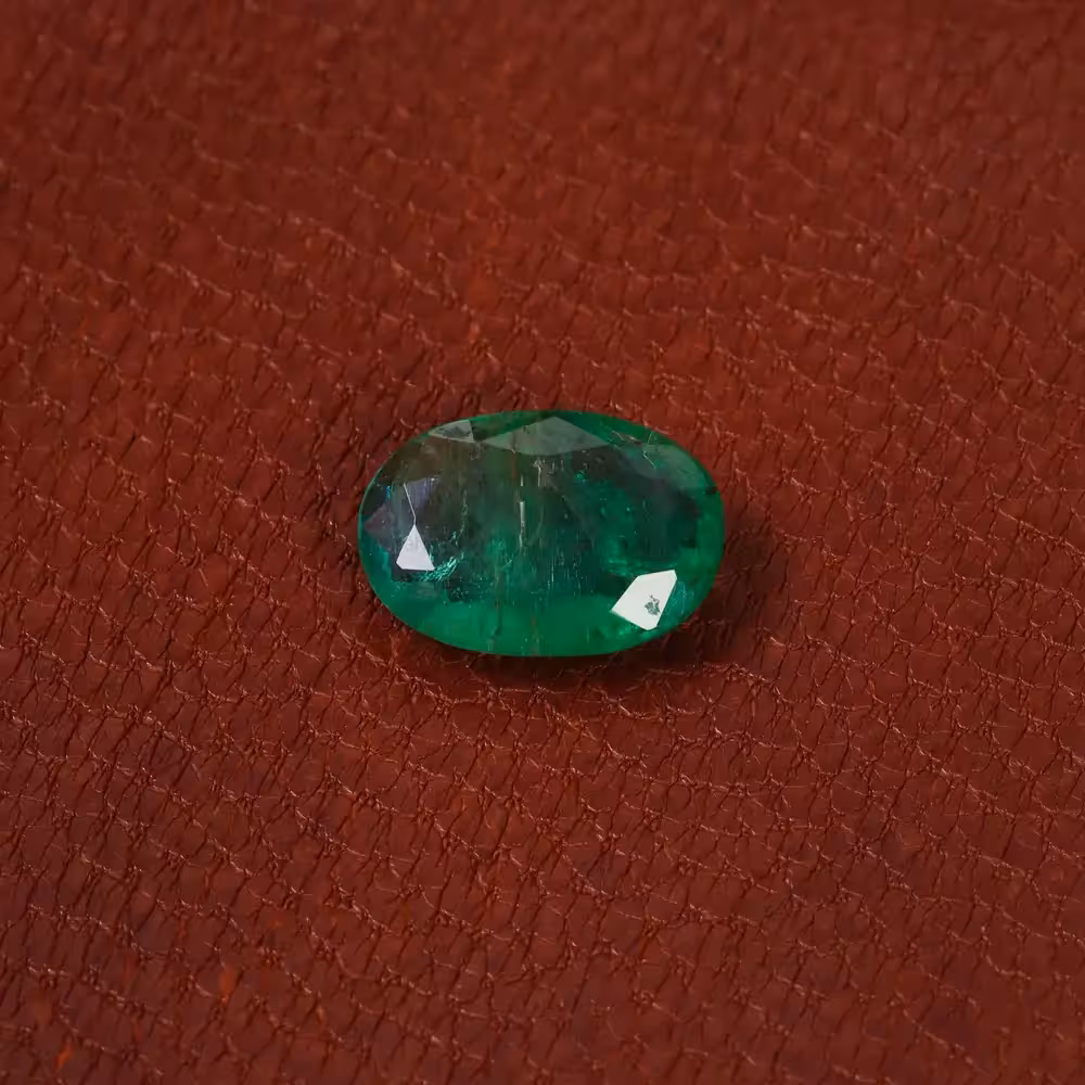 نگین زمرد کد 30152 - جواهری مشاهیر