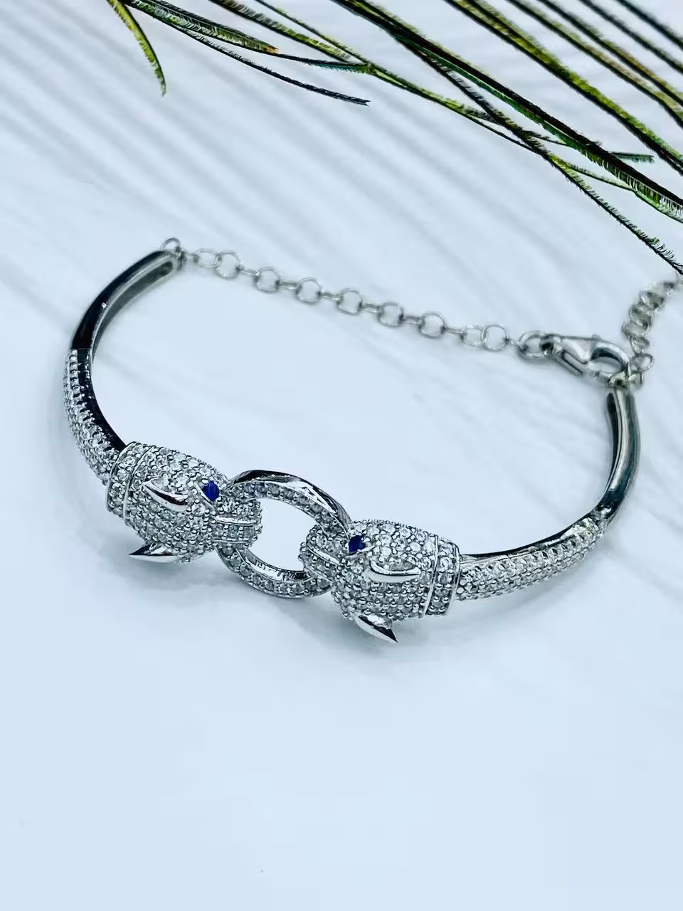 دستبند تایگر جواهری زنانه کد 30042