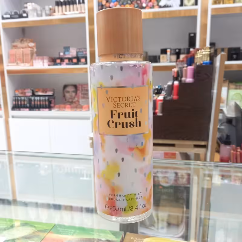 بادی اسپلش ویکتوریا رایحه میوه های له شده | amazonchi