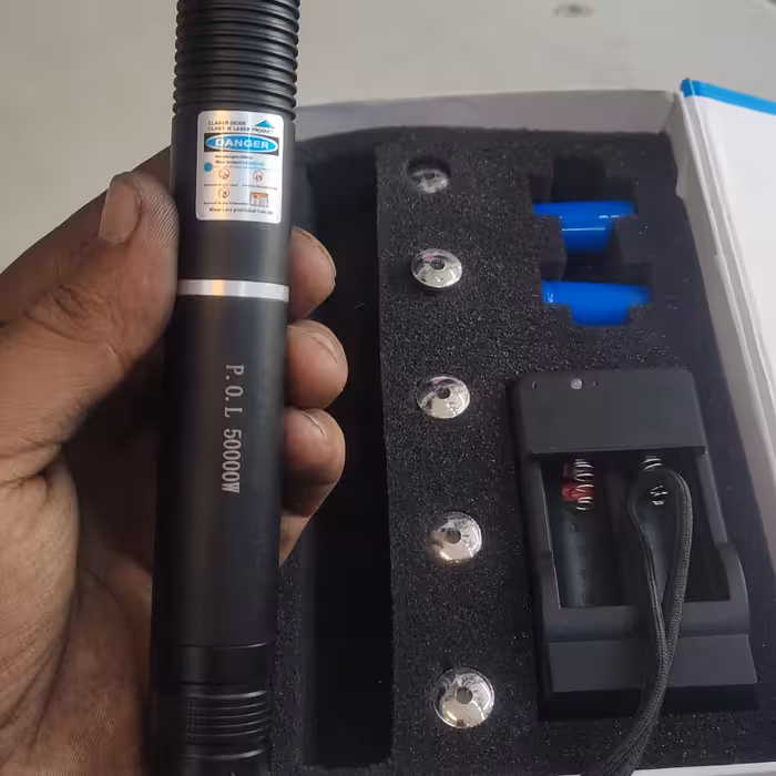 لیزر حرارتی اورجینال  وارداتی 50000w  نور آبی با برد 14 کیلومتر 