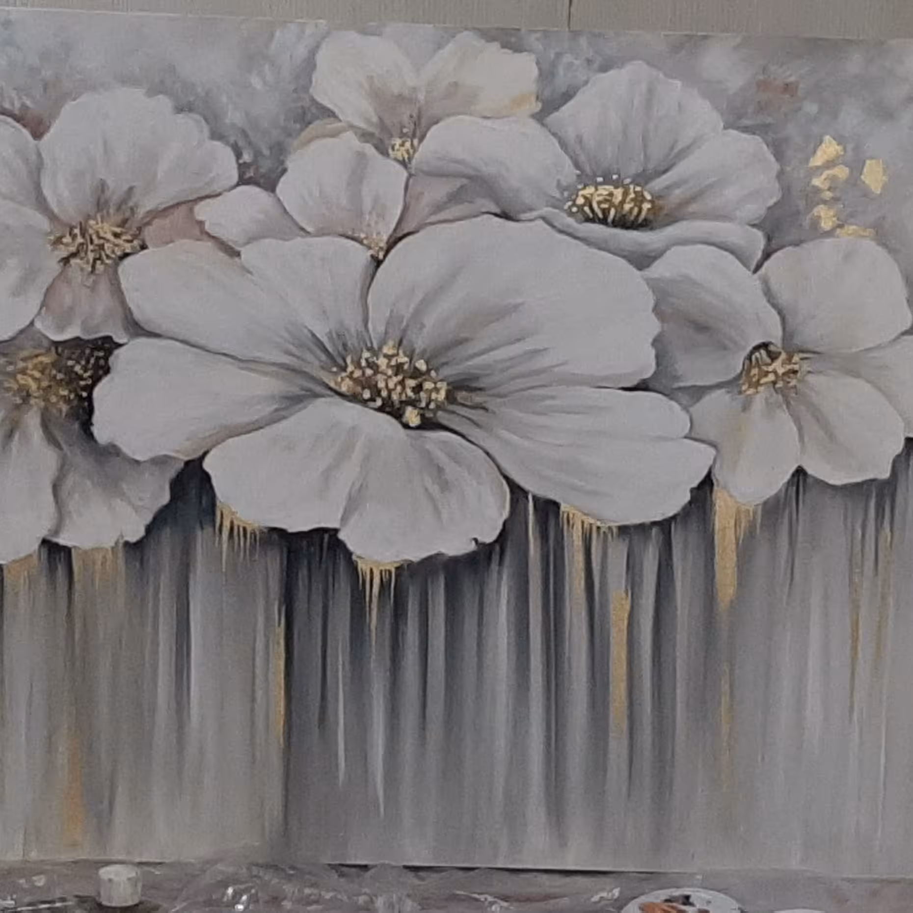 تابلو گل دکوراتیو زمینه طوسی