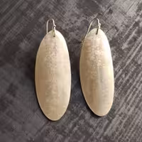 گوشواره ورشو محدب بافت خراشدار