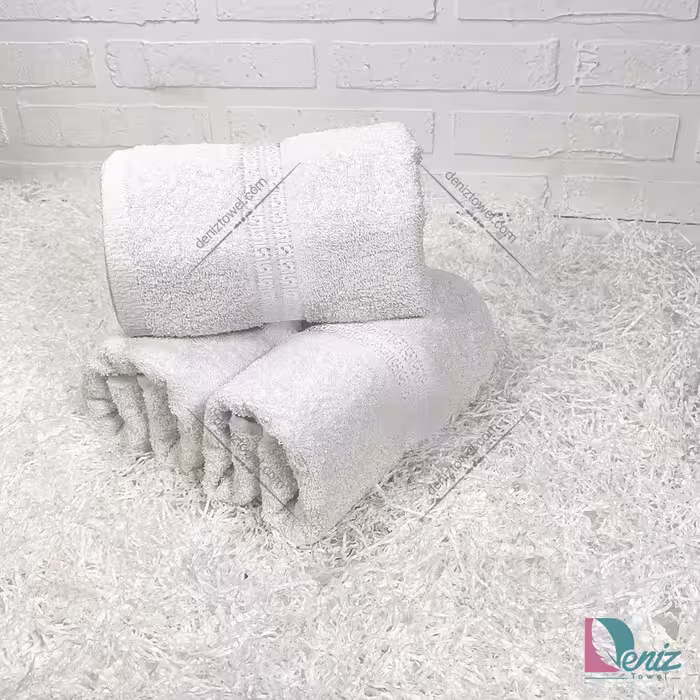 حوله دستی 3 عددی آدرینا رنگ شیری